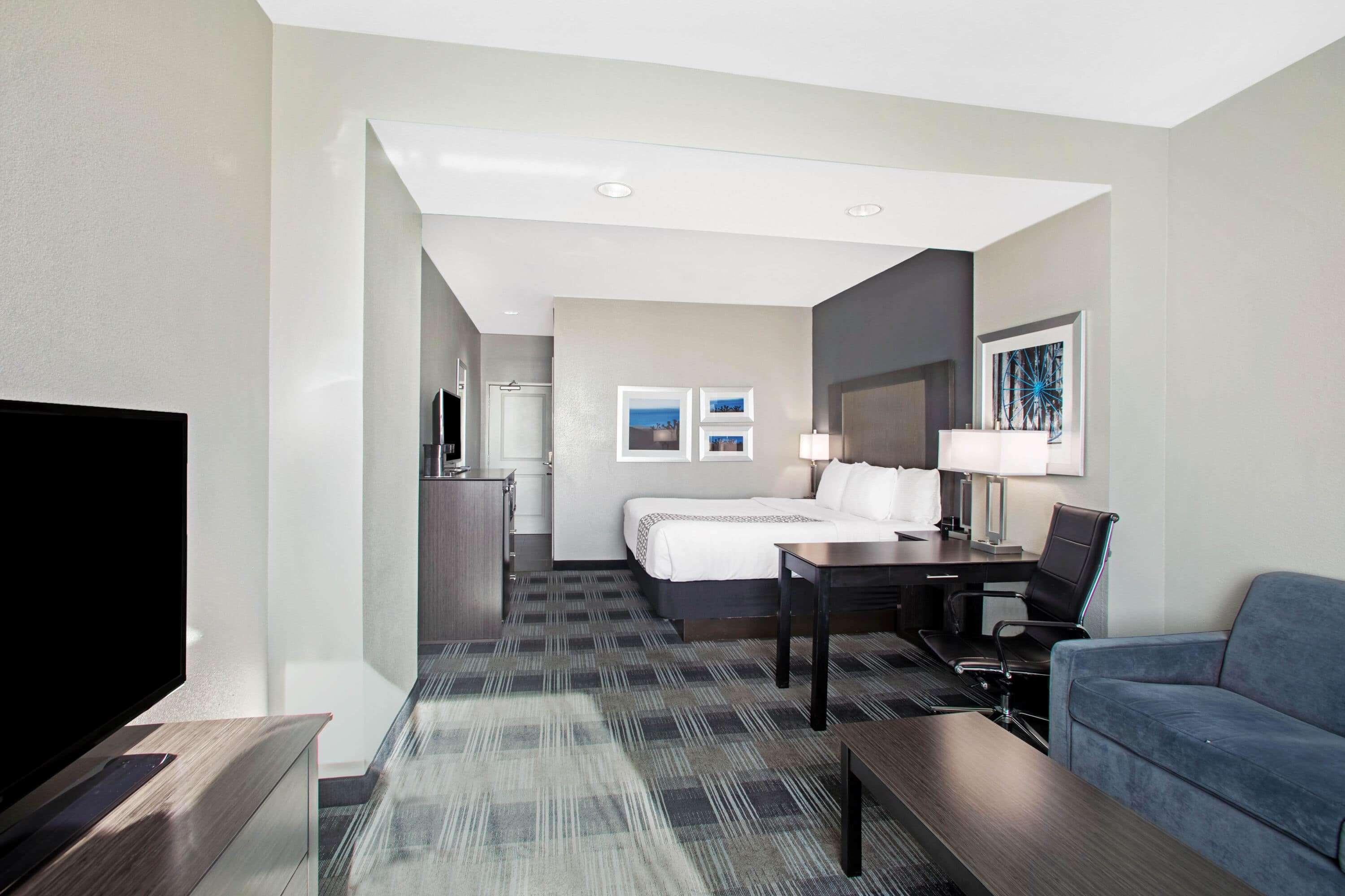 Hotel La Quinta By Wyndham Victoria - South Esterno foto